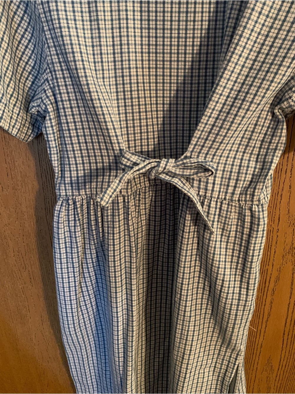 Vintage Capacity Dress, Blue and White Gingham with Side Pockets and Tied Back - Picture 5 of 7